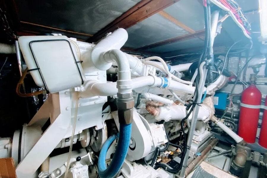 1986 Bertram 58 Flybridge Motor Yacht