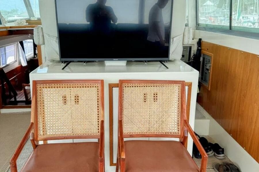 1986 Bertram 58 Flybridge Motor Yacht