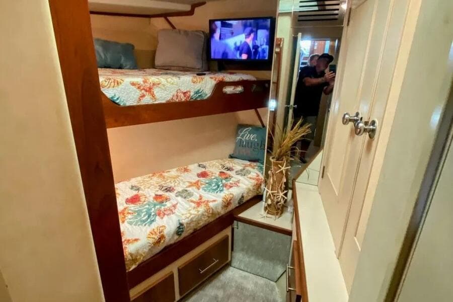 1986 Bertram 58 Flybridge Motor Yacht