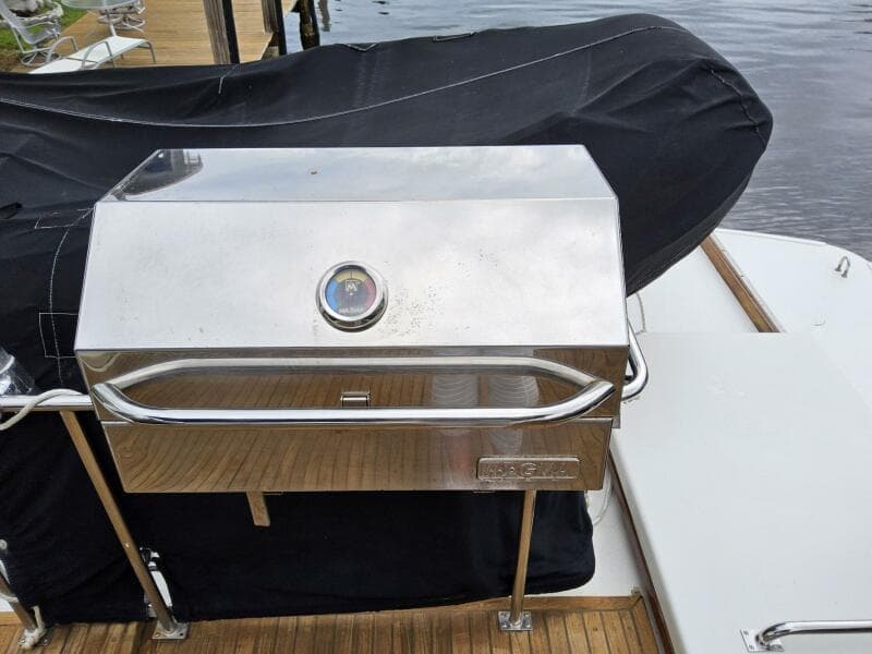 1997 Grand Banks Europa