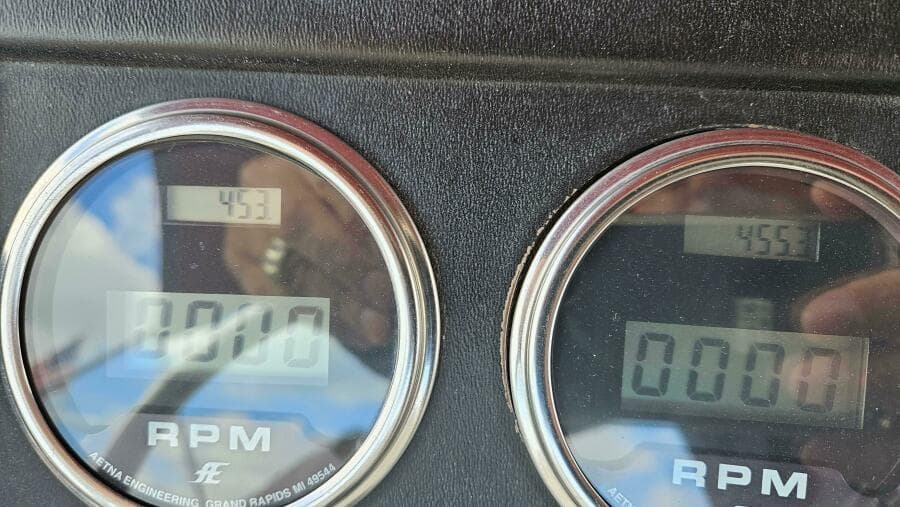 1971 Chris-Craft 47 Commander