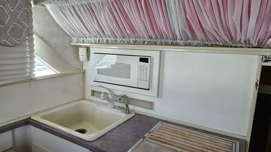 1971 Chris-Craft 47 Commander