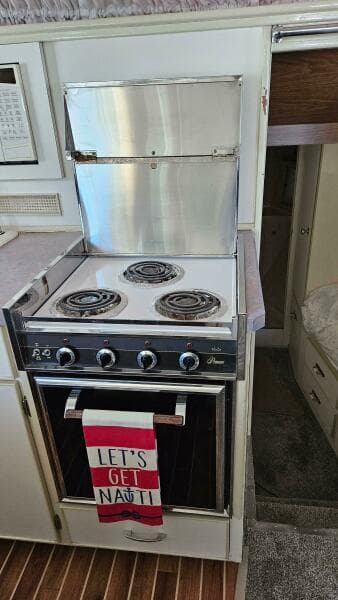 1971 Chris-Craft 47 Commander