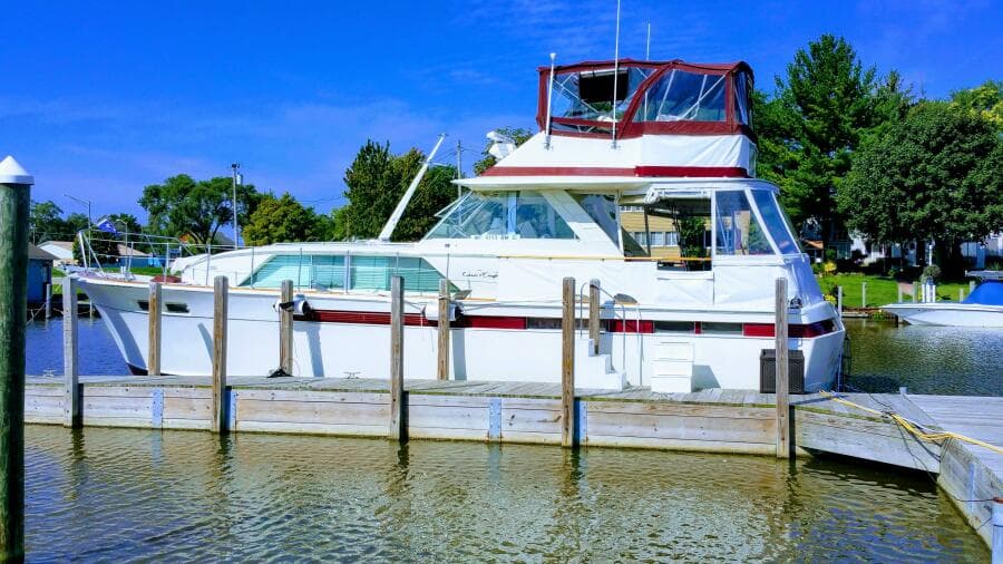 1971 Chris-Craft 47 Commander