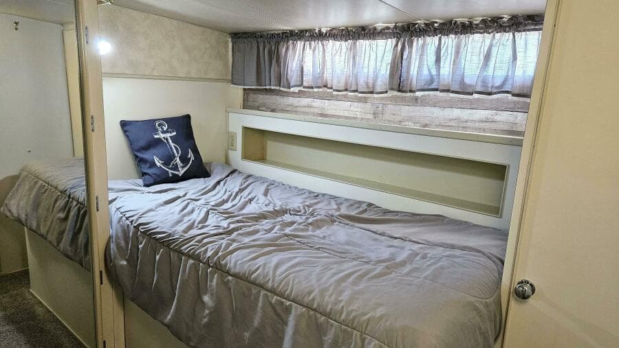 1971 Chris-Craft 47 Commander