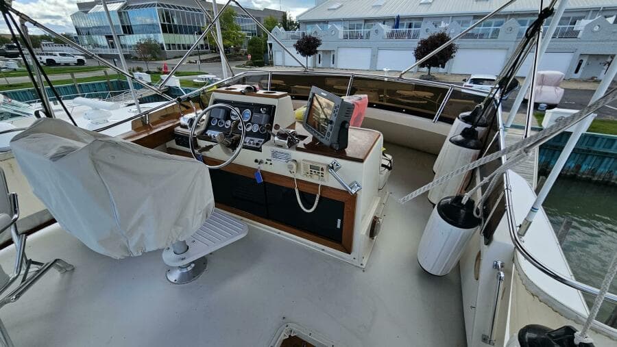 1971 Chris-Craft 47 Commander