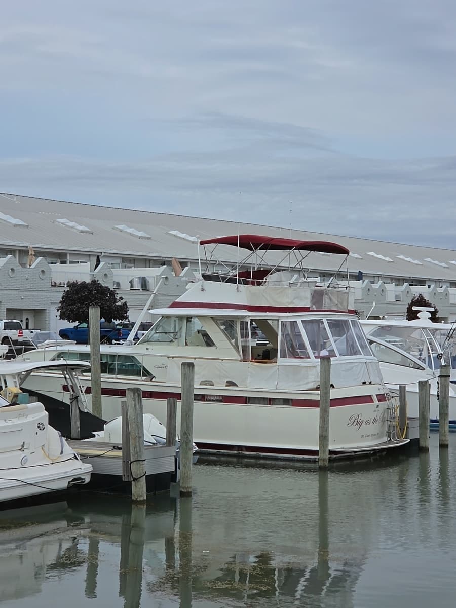 1971 Chris-Craft 47 Commander - Photo 10