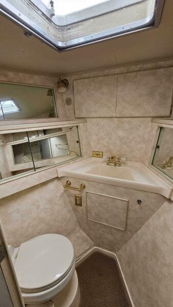 1971 Chris-Craft 47 Commander