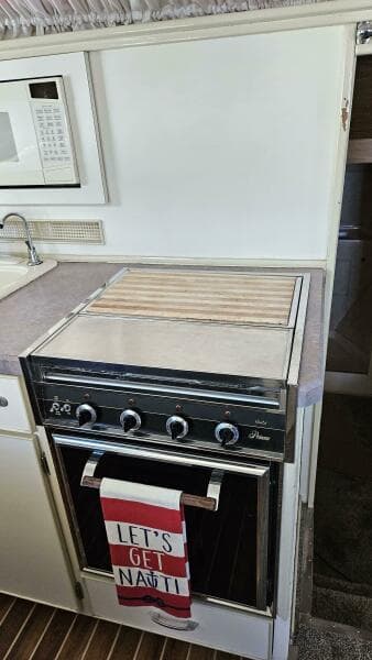 1971 Chris-Craft 47 Commander