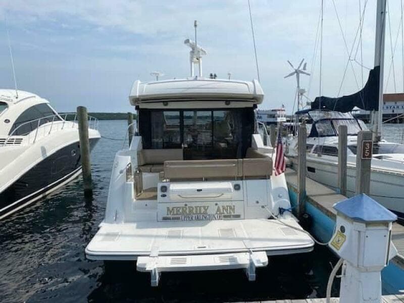 2017 Sea Ray 460 Sundancer