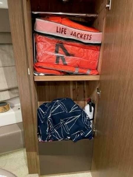 2017 Sea Ray 460 Sundancer