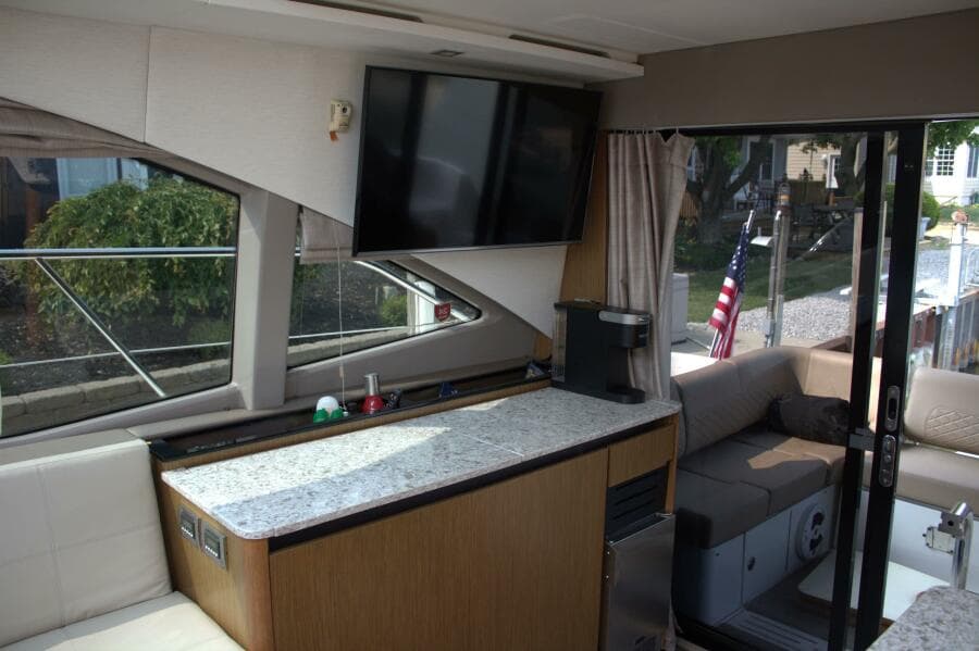 2017 Sea Ray 460 Sundancer