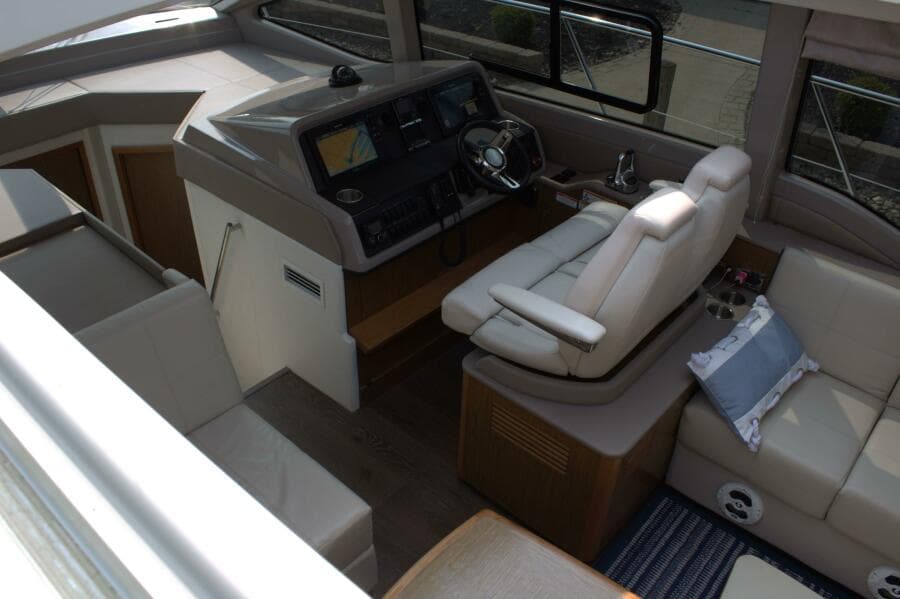 2017 Sea Ray 460 Sundancer