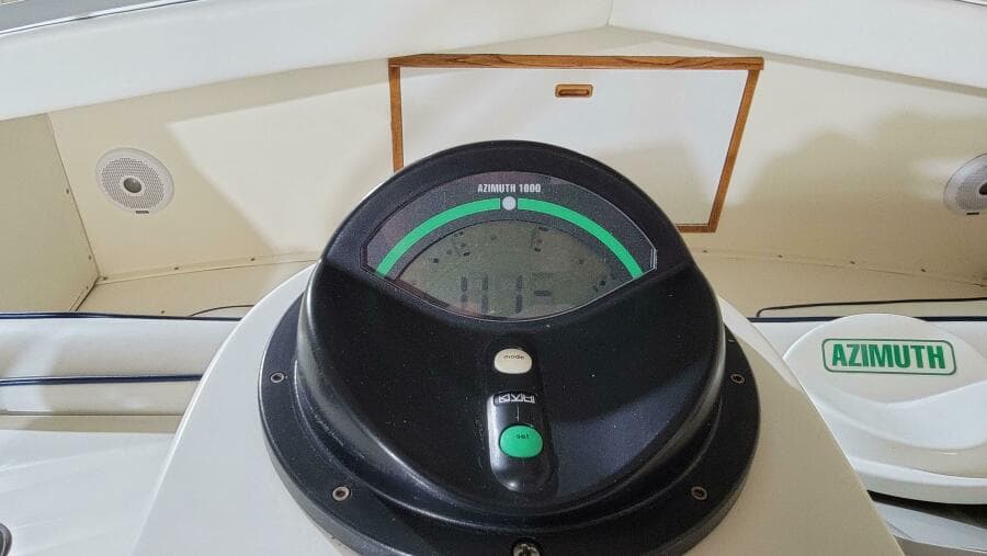 1983 Bertram 33 Flybridge Cruiser