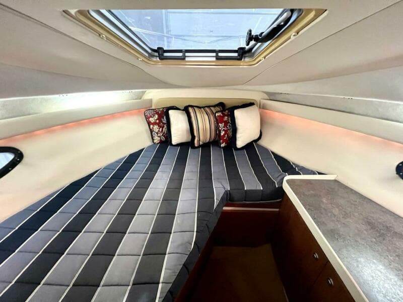 1988 Tiara Sport 310 Sport Cruiser