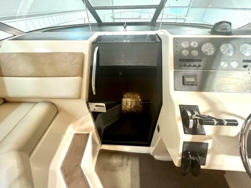 1988 Tiara Sport 310 Sport Cruiser