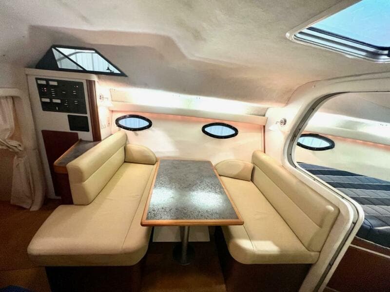 1988 Tiara Sport 310 Sport Cruiser