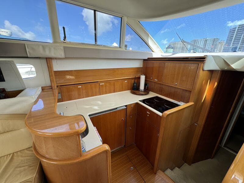 2001 Viking Princess 45 Flybridge