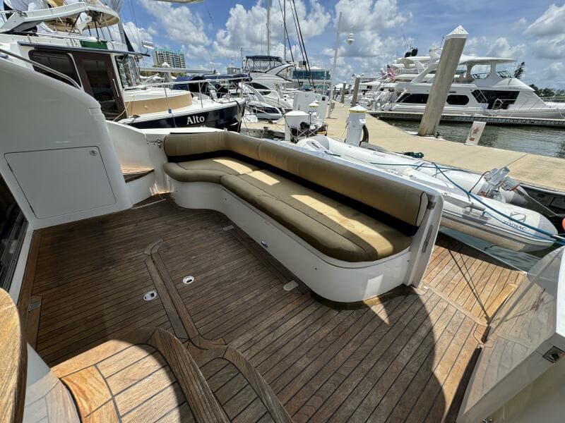 2001 Viking Princess 45 Flybridge
