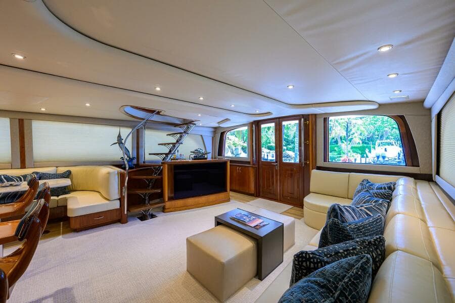 2004 Sea Force IX 82 Enclosed Bridge