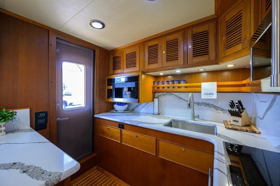 2011 Marlow 97 Explorer