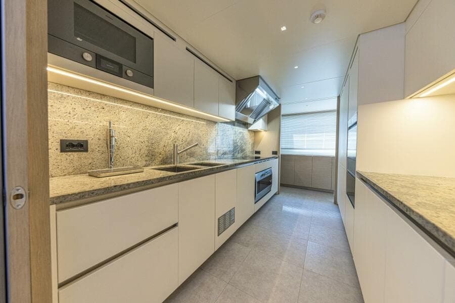 2021 Sanlorenzo Sanlorenzo SL 120 A