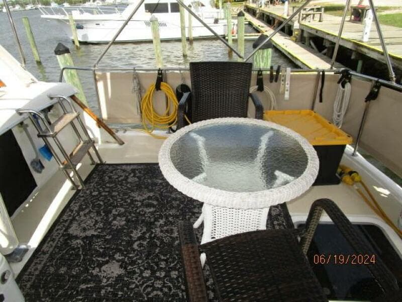 40' Mainship sundeck starboard
