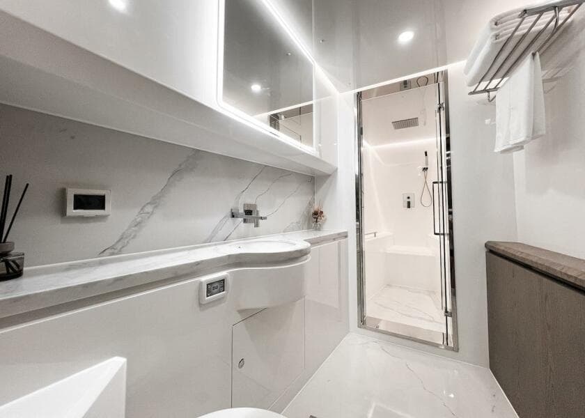 2026 Diamond Yachts EF56 Power Catamaran