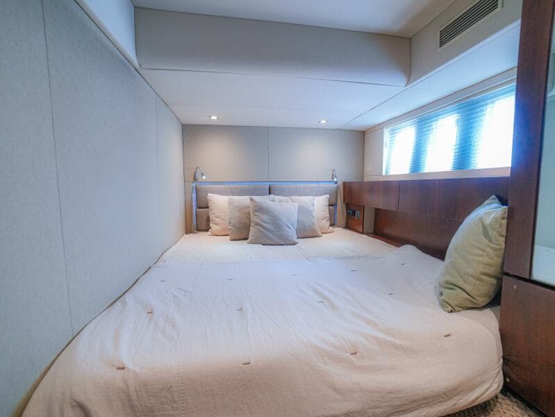 50  Fairline 2014 Cruiser "YOLO"