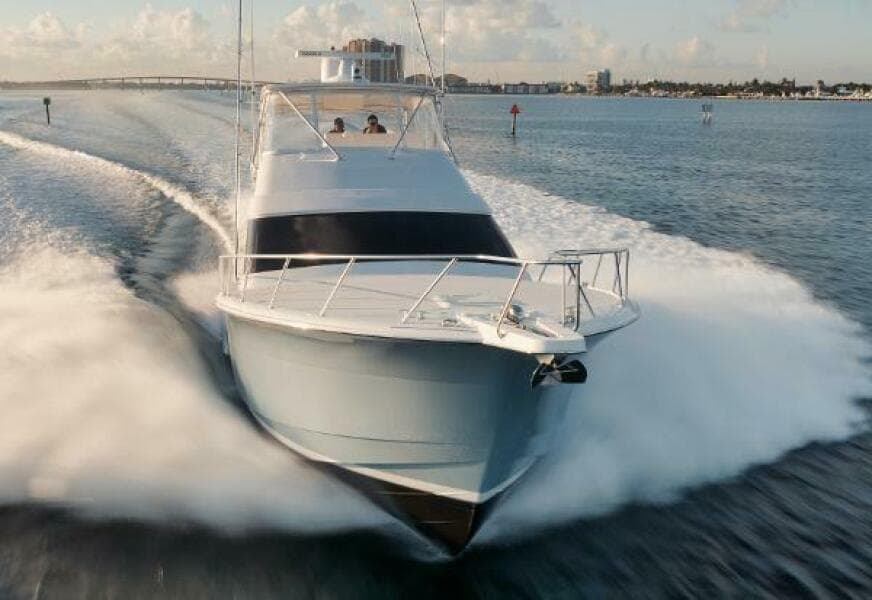 54' Hatteras GT54 - Profile