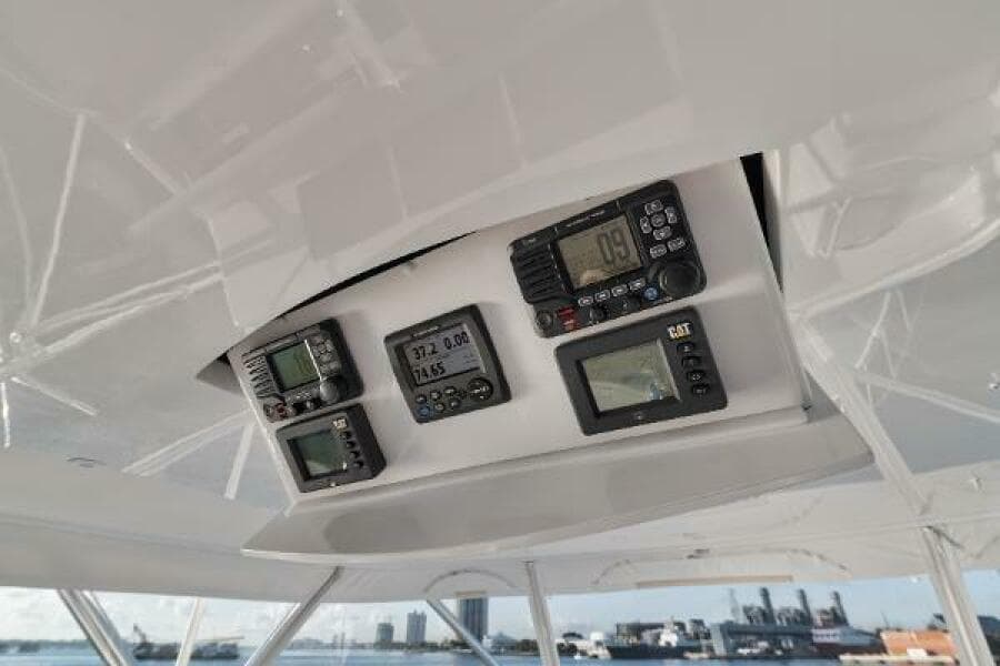 54' Hatteras GT54 - Flybridge 