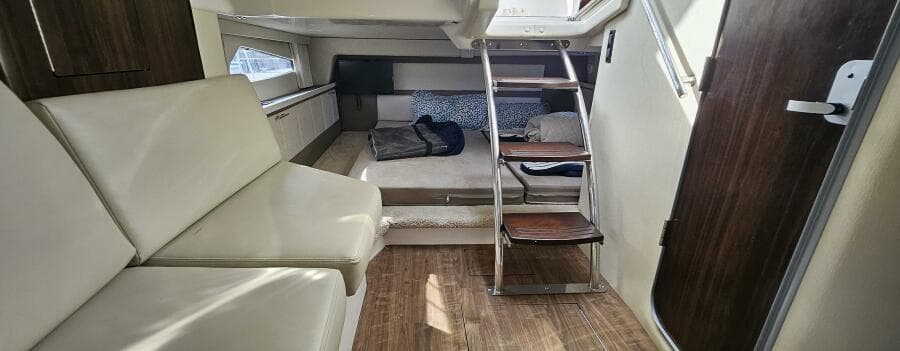 2018 Regal 33 XO Express Cruiser Outboard