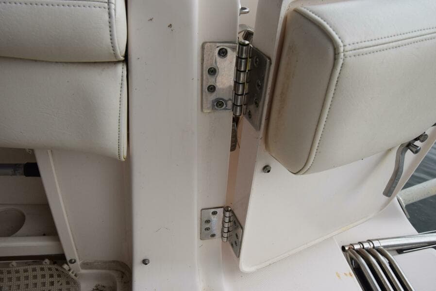 2016 Grady-White Express 330