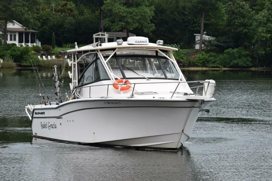 2016 Grady-White Express 330