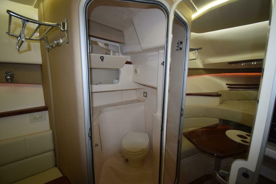 2016 Grady-White Express 330