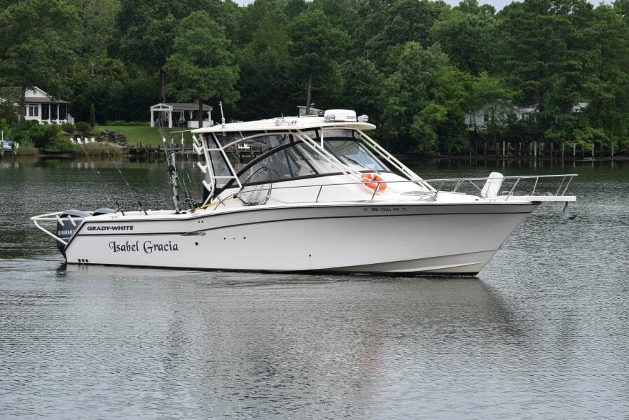 2016 Grady-White Express 330