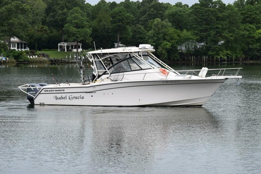 2016 Grady-White Express 330
