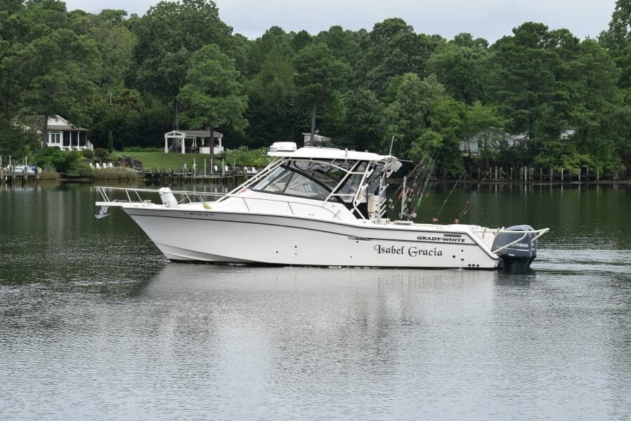 2016 Grady-White Express 330