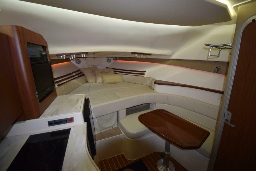 2016 Grady-White Express 330