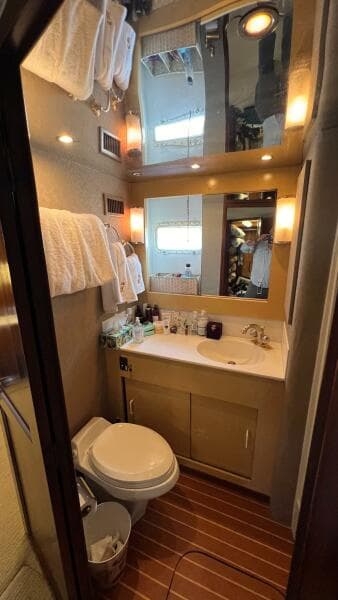 1987 Hatteras Motoryacht