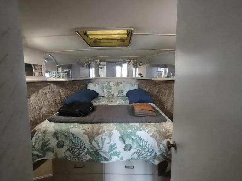 1988 Tollycraft 34 Sport Sedan