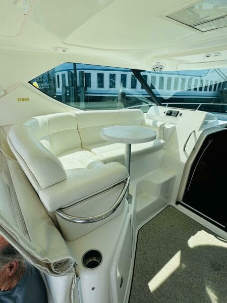 2007 Tiara Yachts 3900 Sovran