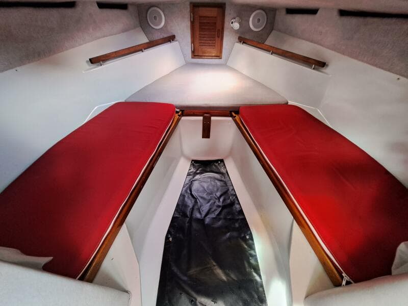 1988 Boston Whaler Temptation 2200