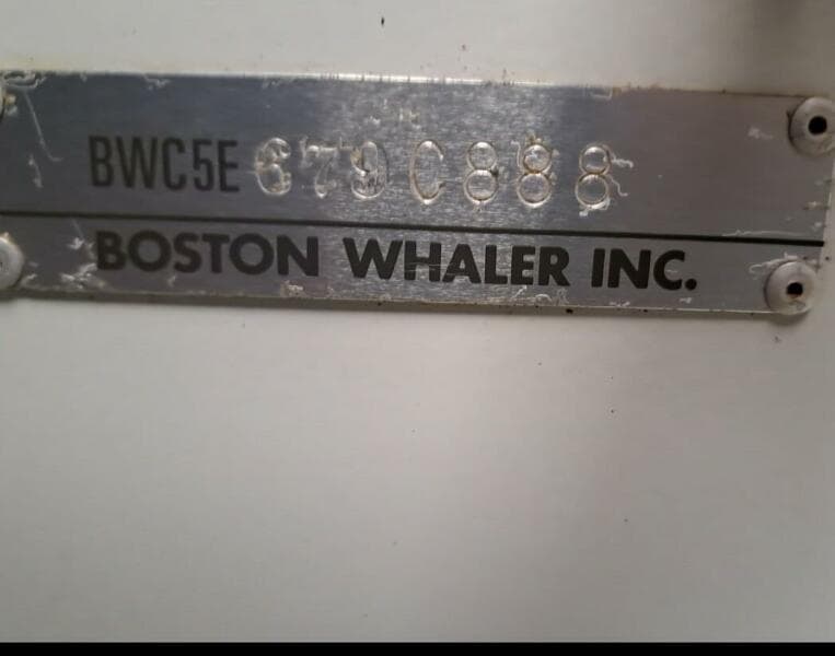 1988 Boston Whaler Temptation 2200