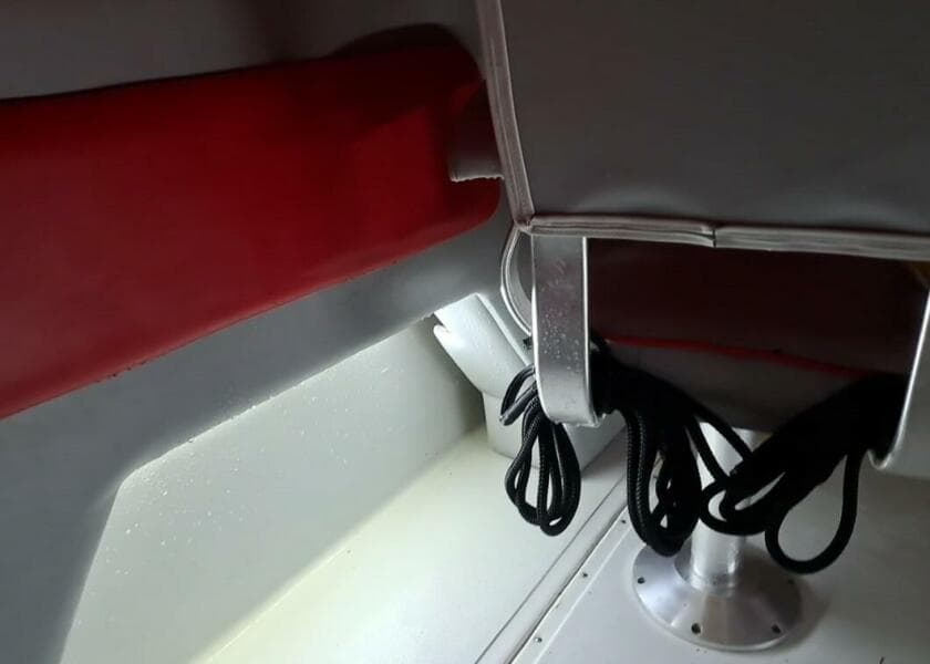 1988 Boston Whaler Temptation 2200