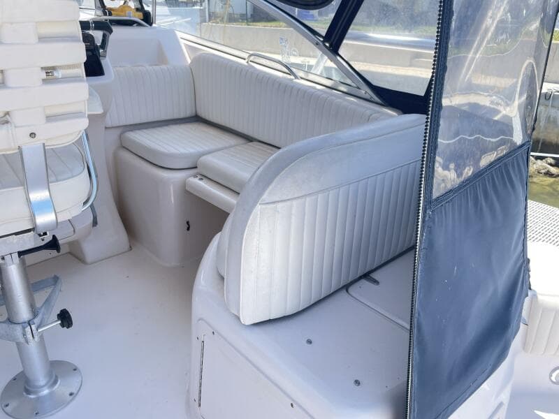 2005 Grady-White 330 Express