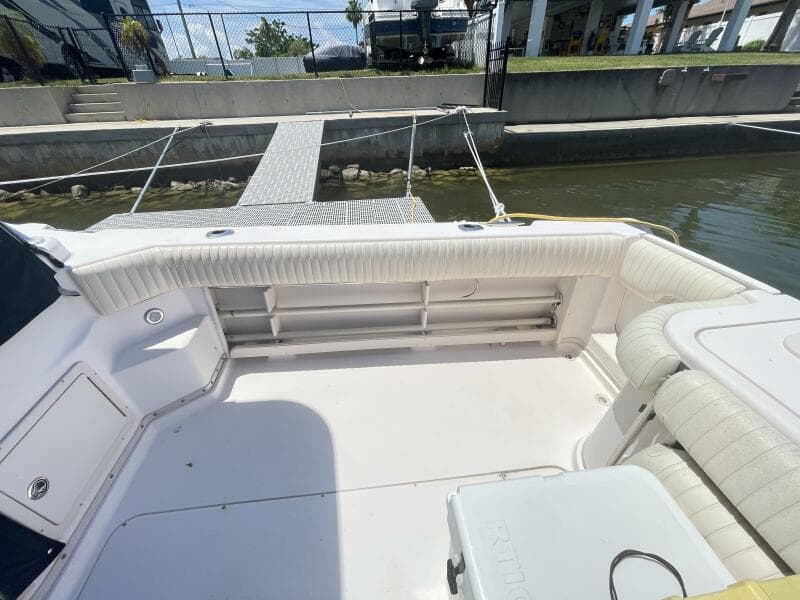 2005 Grady-White 330 Express