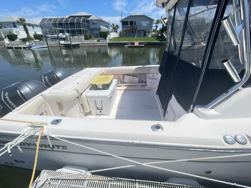 2005 Grady-White 330 Express