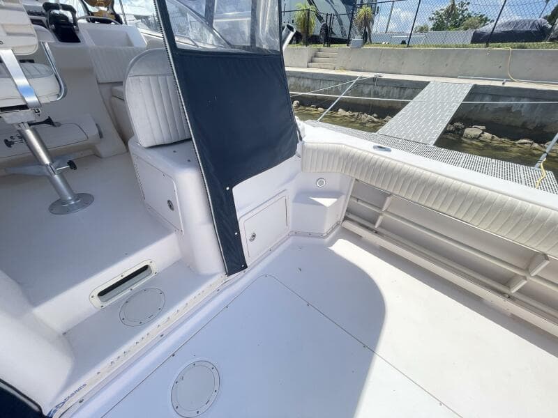 2005 Grady-White 330 Express