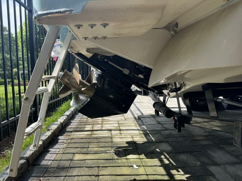 2019 Four Winns H230